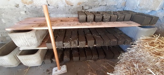 Les brique du premier jour